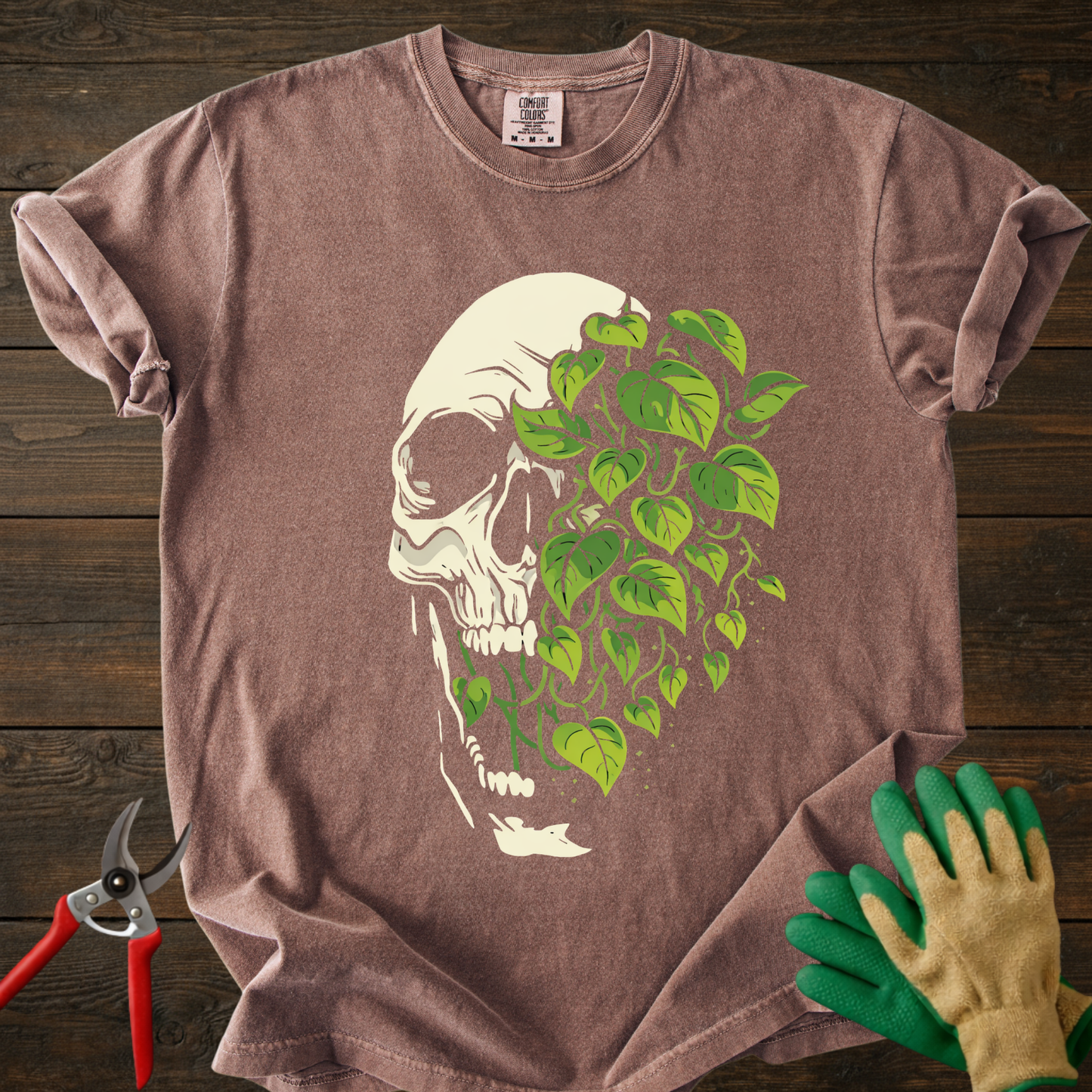 Skull & Ivy T-Shirt