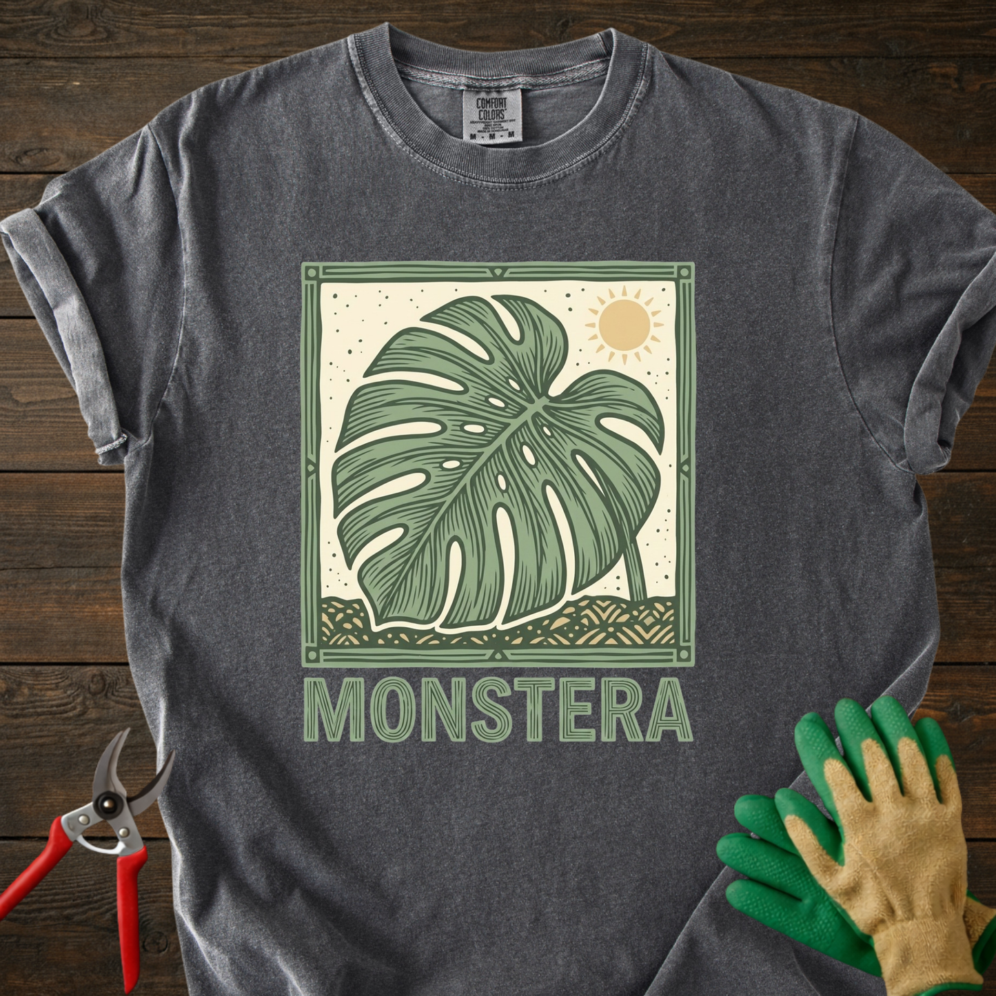 Monstera Botanical T-Shirt