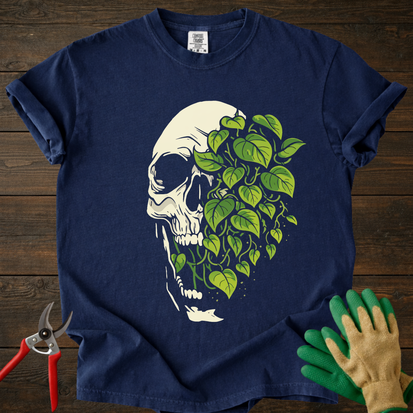 Skull & Ivy T-Shirt