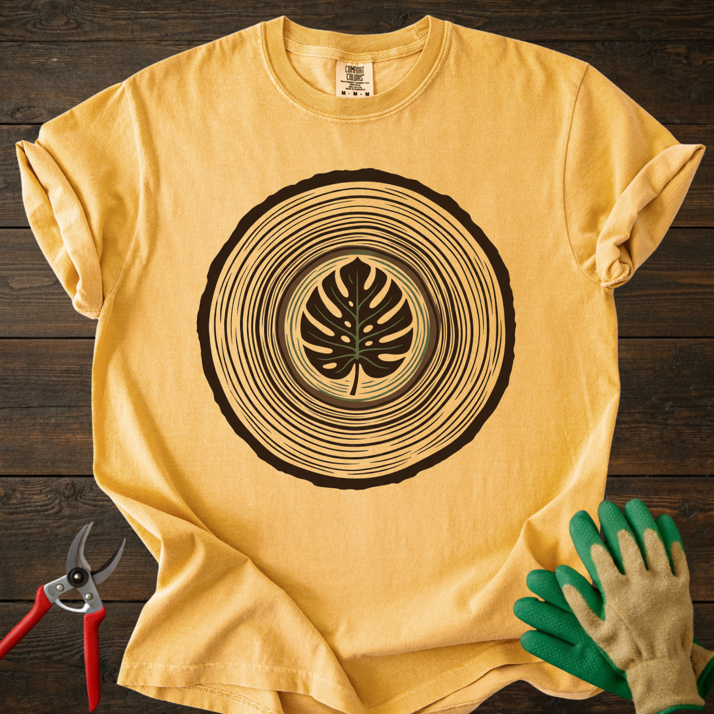 Monstera Tree Ring T-Shirt