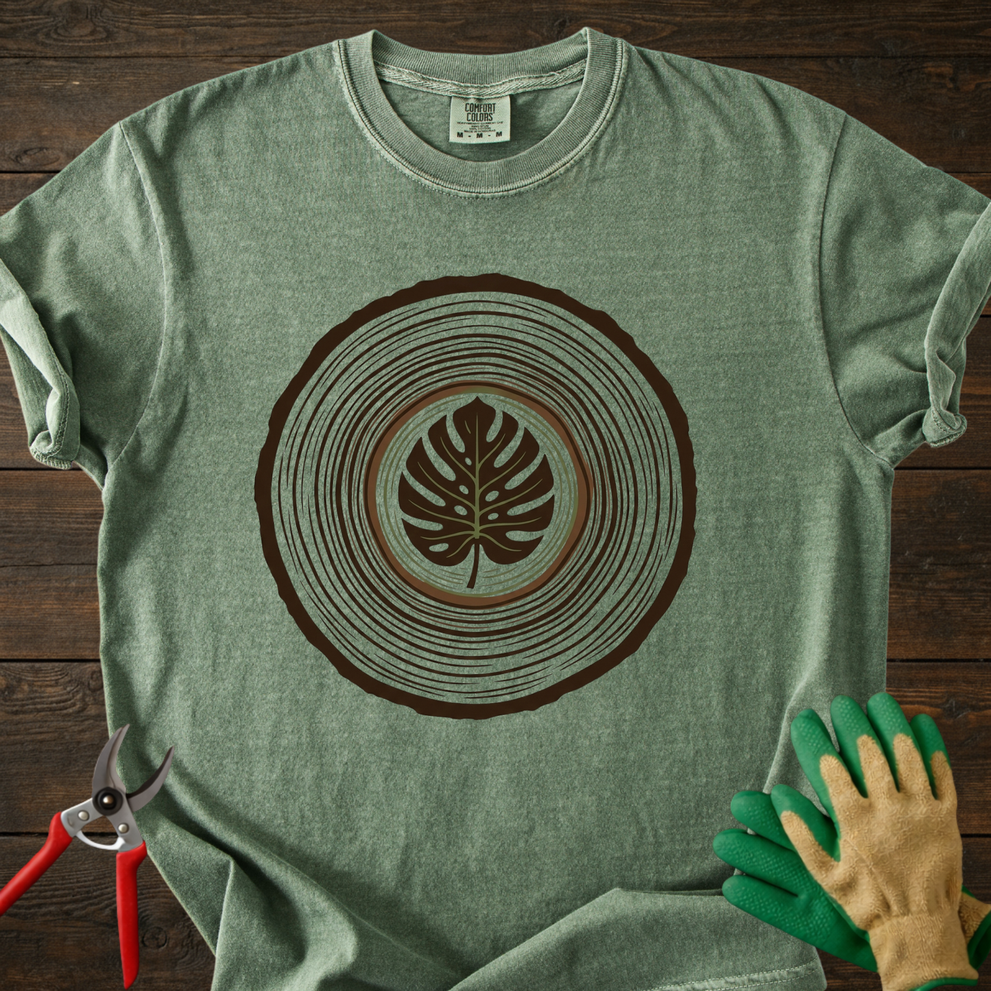 Monstera Tree Ring T-Shirt